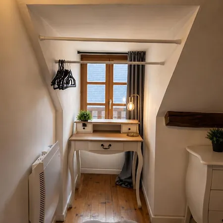 Le Petit Chateau شقة